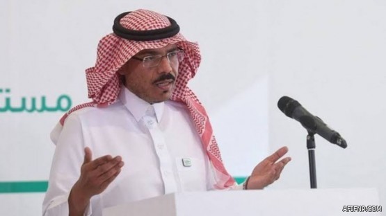 «الموارد البشرية» تعلن قصر مهن خدمة العملاء للعاملين «عن بعد» على السعوديين