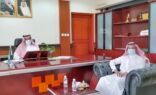 محافظ عفيف المكلف يستقبل “العتيبي” بعد قرار تكليفه مديراً للمستشفى