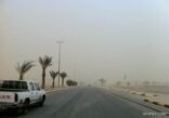 عاصفة رملية تشل حركة المرور في محافظة عفيف