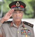 رئيس الوزراء المصري الجديد يؤكد احتفاظ طنطاوي بوزارة الدفاع