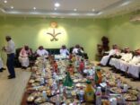 بالصور : حفل معايدة منسوبي بلدية عفيف بحضور المطرب
