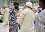 رجال الأمن جهود متميزة وخِدْمَاتٌ إنسانية لقاصدي بيت الله الحرام