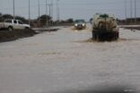 أسر بلا مأوى والسيول تحاصر عفيف وقطع طريق الحجاز
