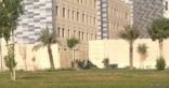 عمال نظافة يكسرون خصوصية طالبات جامعة الملك سعود