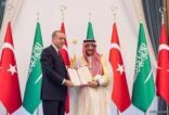 . أردوغان يمنح ولي العهد وسام الجمهورية التركية