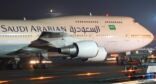 اصطدام طائرة للخطوط السعودية بجسم كبير أثناء هبوطها بمطار القاهرة