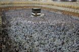ضيوف الرحمن يتوافدون إلى مشعر منى لقضاء يوم التروية