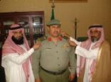 محافظ عفيف يقلد العقيد الدعجاني رتبته الجديده