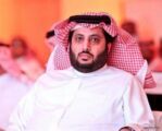 آل الشيخ يُعلن مشاركة البرازيلي رونالدينهو في اعتزال الهريفي
