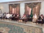 وفد من مجلس منطقة الرياض يزور محافظة عفيف ويناقش احتياجات المواطن بها