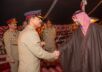 سمو ولي العهد وقائد الجيش الباكستاني يستعرضان العلاقات الثنائية وفرص تطويرها