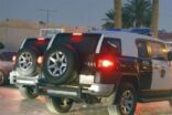 الإطاحة بـ3 يمنيين انتحلوا صفة الأمن لسلب المارة بالرياض