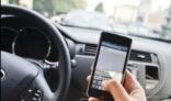 456 حادِثاً يومياً و10 وفيات أسبوعياً بسبب استخدام الجوال أثناء القيادة