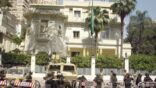 سفارة المملكة بالقاهرة تطالب المواطنين بالالتزام بالقرارات المصرية بشأن كورونا