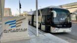“النقل” تقدم خدمات مجانية وتحذر من التعامل بمقابل مادي