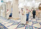 خادم الحرمين الشريفين يؤدي صباح اليوم صلاة عيد الفطر المبارك