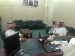 مدير التعليم يستقبل الدكتور العبيريد بمكتبه