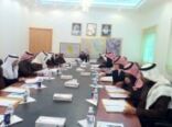 المجلس المحلي يعقد جلسته الأولى في العام الجديد برئاسة محافظ عفيف