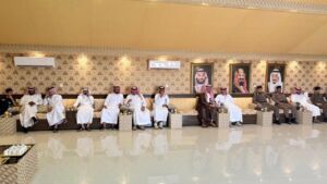 محافظ عفيف يزور مركز الحوميات ويطّلع على سير العمل والخدمات المقدمة