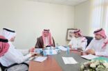 محافظ عفيف أ.عبدالله الشرافا يطلع على خطة وحدة إدارة تطوير المدينة