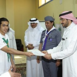 درس للشيخ الشنيفي بجامع السليمانية