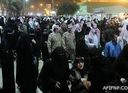 أبشر..”الشريحة الإلكترونية” تغنيك عن حمل بطاقة العائلة ورخصة القيادة وجواز السفر