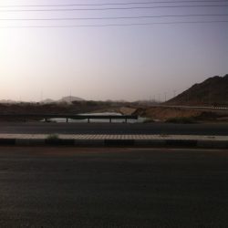 العمل: النطاق الأحمر لا يمنع سفرالموظفين بتأشيرة خروج وعودة