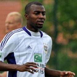 عبدالرحمن بن مساعد يتوج رئيسا لـ 4 سنوات جديدة ويحذر الأندية من كارثة