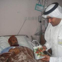 بالصور : حفل معايدة منسوبي بلدية عفيف بحضور المطرب