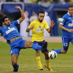 الأمير سلمان يطمئن الشعب على صحة خادم الحرمين