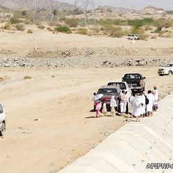 إلزام المدارس الأهلية بمنح المعلمات ساعة رضاعة مدفوعة يومياً