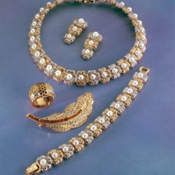 سقوط عمود إنارة في الحي الوقع جوار مستشفى عفيف العام