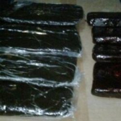 مغص كلوي يجبر طائرة على الهبوط