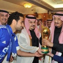 ولي العهد يعاتب القناة الرياضية لوقف البث أثناء وصوله