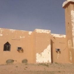 بالصور : مدني عفيف ينتشل جثتي حدثين غرقا بمستنقع مائي خلف نادي عفيف