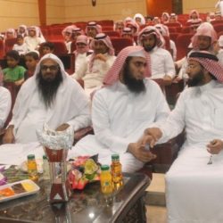 مضغ العلكة في نهار رمضان يثير جدل العلماء والفقهاء