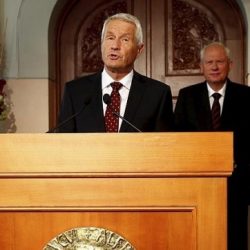 ضبط لحوم ومواد غذائيه فاسده في حمله لبلدية عفيف