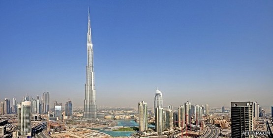 “رصيف العمال” في عفيف بلا عمال ومتاجر أُغلقت