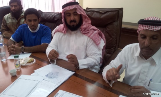 محافظ عفيف يستقبل مدير التربية والتعليم والطلاب الموهوبين