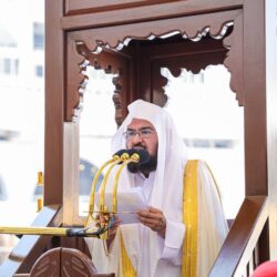 إمام المسجد النبوي: الوفاء بالعقود وحفظ العهود والالتزام بالشروط من محاسن الدين