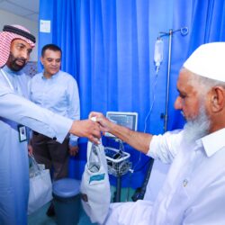 مدير مستشفى عفيف يعتمد مراكز الرعاية الصحية الأولية المناوبة خلال إجازة عيد الفطر المبارك
