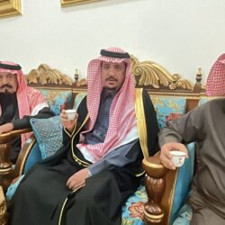 زوار بوليفارد سيتي يحاكون تجارب المشاهير في صناعة مجسمات الشمع