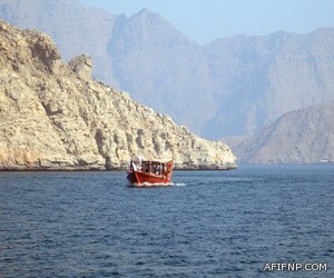 وزارة العمل تدعو المجتمع للإبلاغ عن مخالفات التأنيث