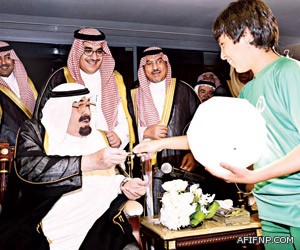 فهمي يثير الشارع بتشبيهه علاقة القاهرة مع واشنطن بـ”الزواج الشرعي”