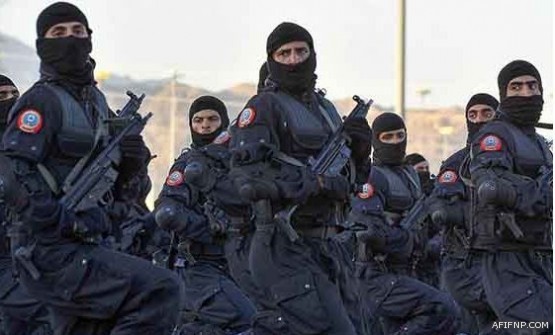 “مصادر مرورية”: إصابة “معلمة عفيف” بحجر.. “حادث عرضي”