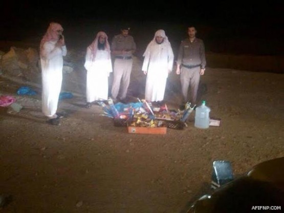 في بادرة جميلة..مواطن يزور المنومين بمستشفى عفيف ويقدّم لهم الهدايا