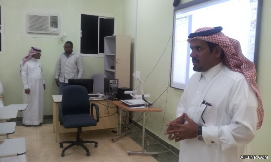 مدير اوقاف عفيف : توقف العمل في الجامع القديم لسحب كميات الحديد الموجوده ولا يوجد اي خلاف