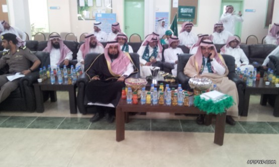 مجمع اللنسيات التعليمي يحتفل بذكرى اليوم الوطني