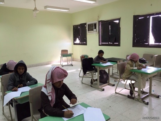 قسم التجهيزات المدرسية يقيم حفلاً للأستاذة أمل صقر بمناسبة انتها فترة تكليفها