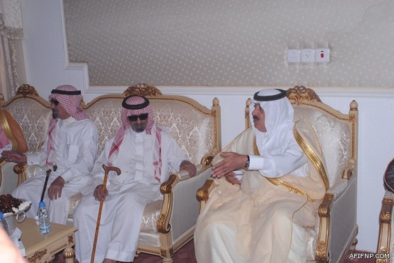 جمع غفير يشيع جنازة الشهيد ناصر بن خالد العطاوي بمحافظة عفيف